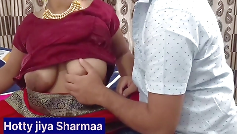 Indian porn video of nokar Malkin and stepmom group sex