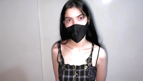 Indian pornstar with nice curves and a sexy look 1999 hand job