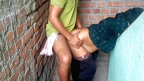 Indian teen with perfect body gets fucked by a guy