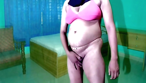 Busty amateur woman with a hot body is doing something hot