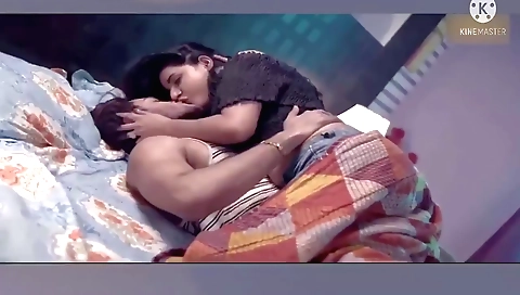 Indian brunette slut shows off her ass in this video