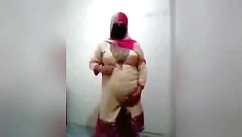 Sexy amateur amateur porn show with a lovely woman