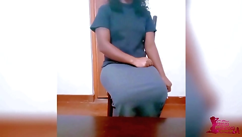 Big natural boobed brunette in big thighs porn clip