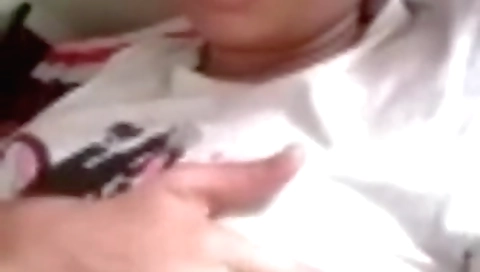 Amateur big tits brunette gives a nice solo porn clip