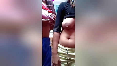 Sexy webcam teen with sexy curves shows off her boobs