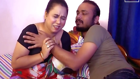 Indian brunette mature whore cumming in her sexy dress