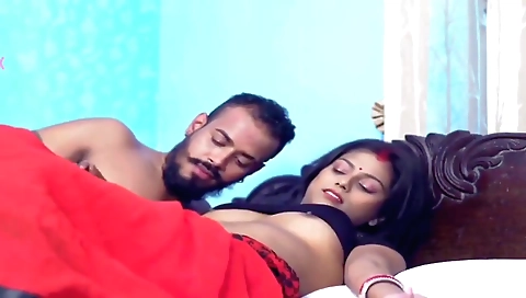 Indian bhabhi gets nailed by her husband in lockdown