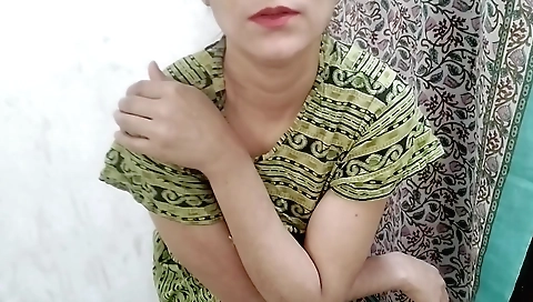 Chachi ko takes off her night dress in amateur porn