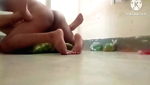 Indian hottie with big boobs gets fucked in morning sex