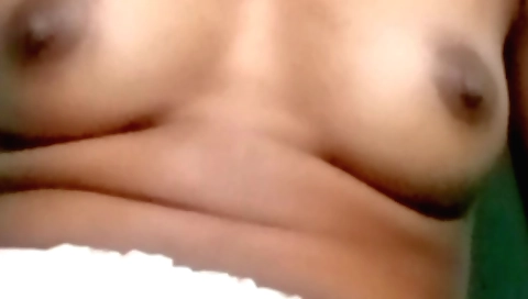 Indian stepsister shows her boobs in hd porn video