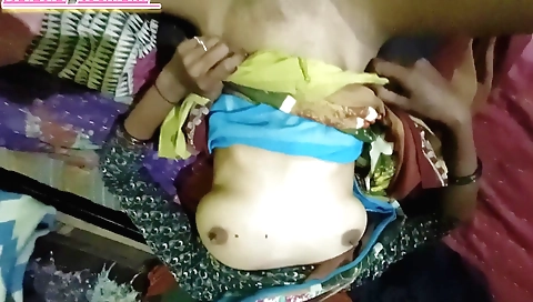 Indian girl with a nice ass and nice body is with her lover