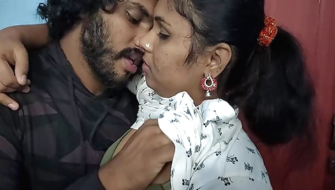 Indian chick with big tits takes hot cock in her mouth