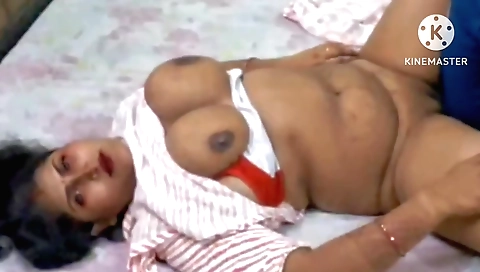 Beautiful brunette with a big ass and big tits 18+