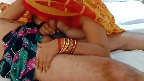 Mature indian milf 18+ fucked by an old guy in webcam porn