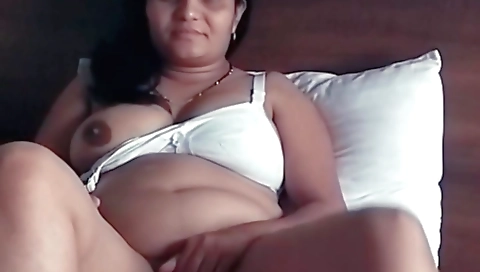 Indian chubby girl gets fucked by her hubby friend