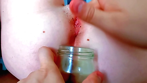 Indian woman takes a spicy coffee for her thirsty pussy