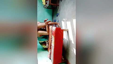 Indian dude and a sexy auntie giving him a nice blowjob