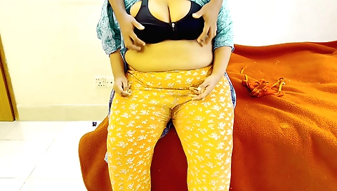 Indian hottie in a bikini shows her big ass and titties