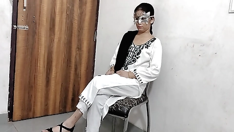 Hot brunette in her red tights porn vid with name khusi