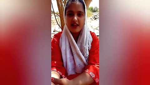 Indian porn video with a sexy girl getting her pussy fucked