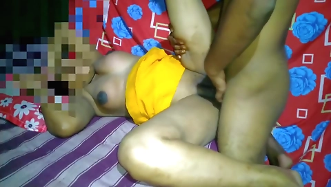 Desi Bhabhi - Bhabhi Ko Devar Paisa Dekar Khoob Choda In Hindi