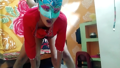 Sexy bhabhi girl gets very hot and very horny on webcam