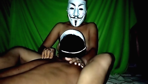 Husband with small body gets a creampie in the family