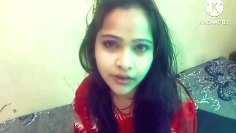 Amateur stepsister with full breasts enjoys intimate intercourse