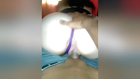 Indian pornstar fucked in mouth and pussy in amateur clip