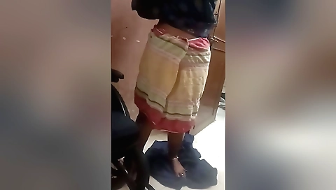 Amateur blonde shows off her body on a private solo clip