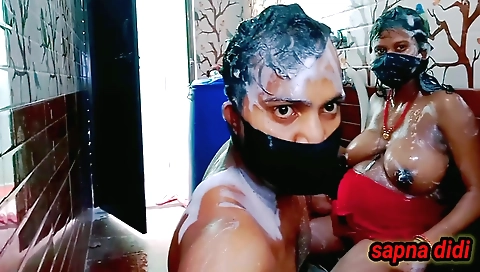 Amateur blonde video showing me fucking a girl before the camera