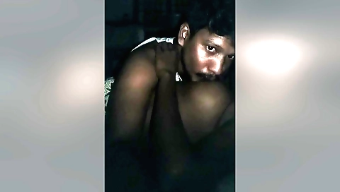 Horny wife gives a great blowjob in the web camera