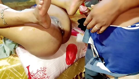 Indian stepbrother fucks her with hot pussy creampie