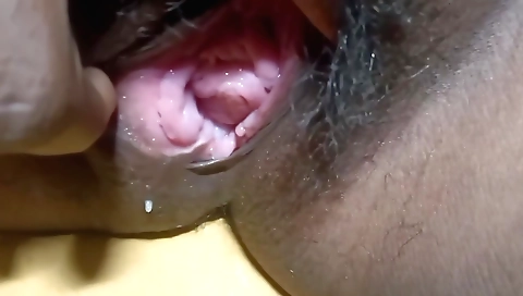 Neetu bhabhi's hairy pussy is perfect for a big toy